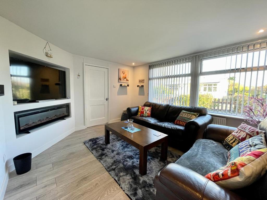 Blakes Beach House Humberston Fitties Esterno foto