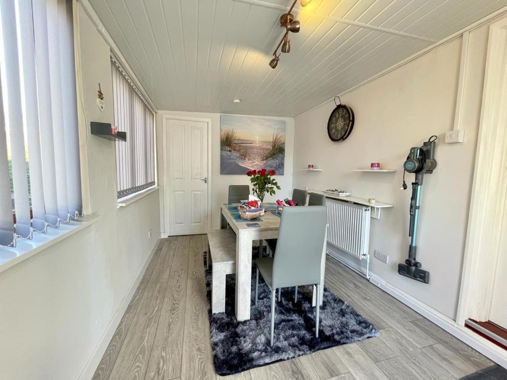 Blakes Beach House Humberston Fitties Esterno foto