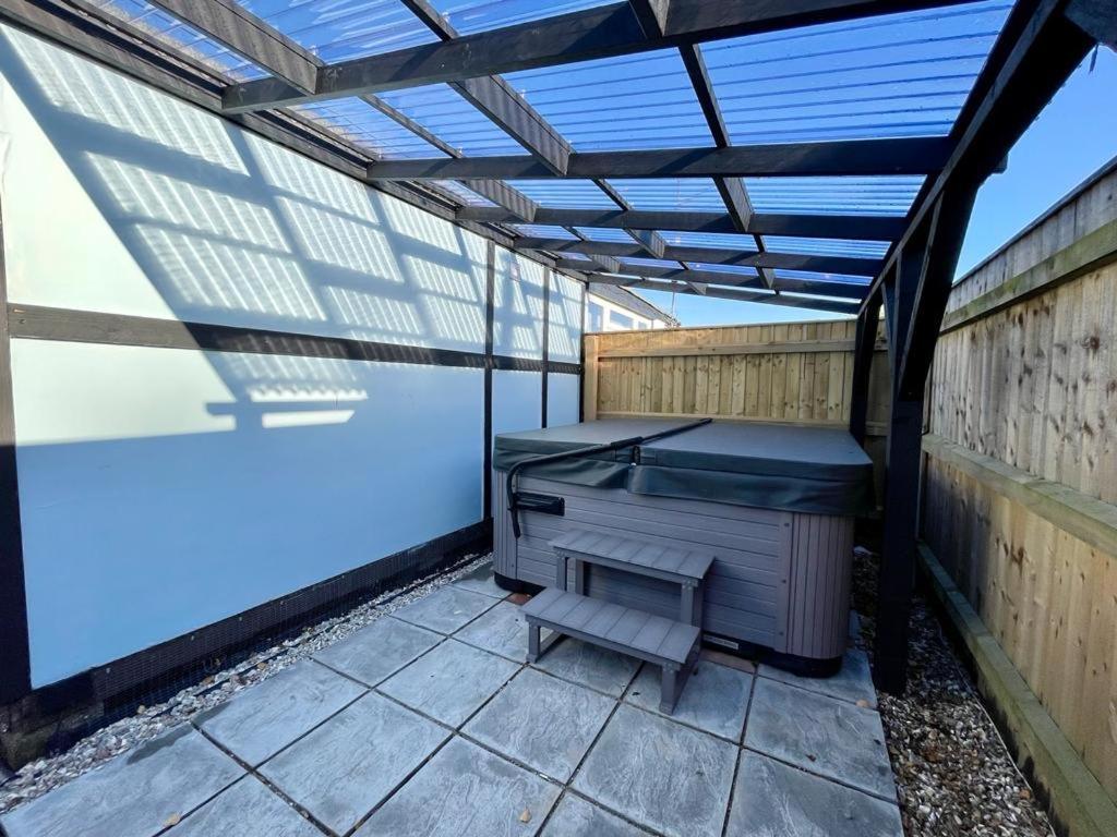 Blakes Beach House Humberston Fitties Esterno foto